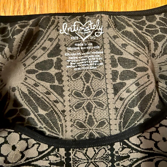 Free people long sleeve top - Picture 3 of 3